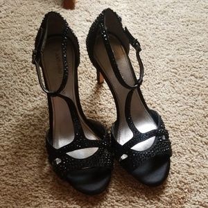 Antonio Melani black strappy heels 8.5